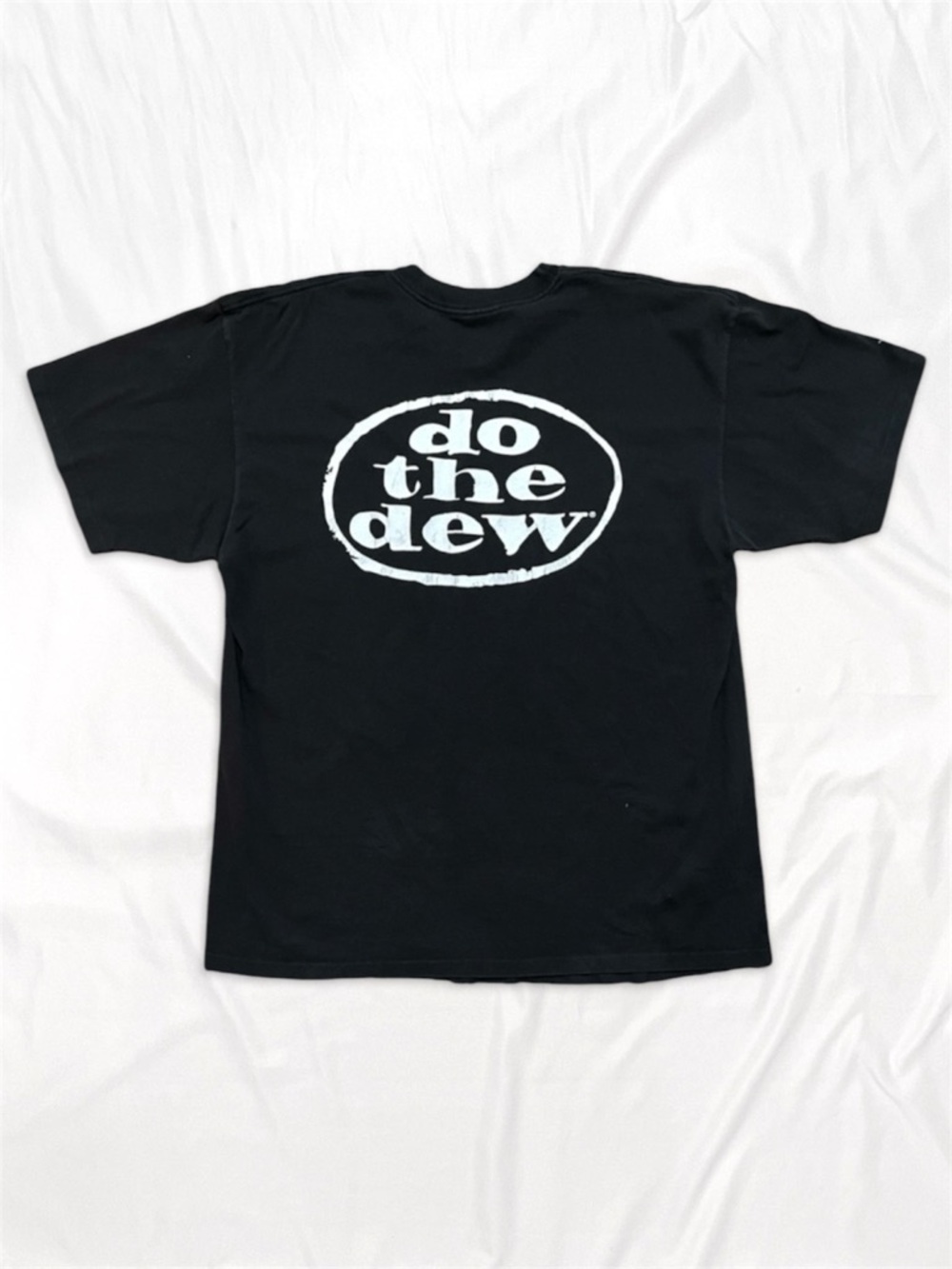 Vintage Do The Dew Mountain Dew Black Tshirt
